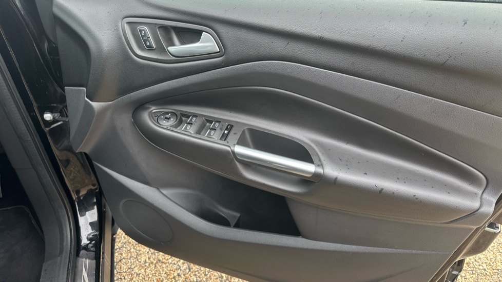 Used Ford Kuga 2016 for sale - 76007885: Photo 31