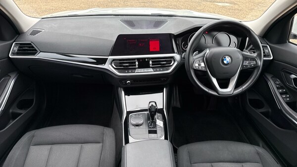 Used BMW 3 Series 2019 for sale - 76208878: Photo 11