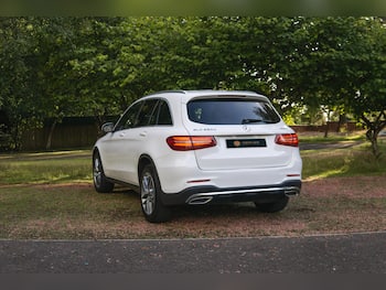 Used Mercedes-Benz GLC 2019 for sale - 79613101: Photo