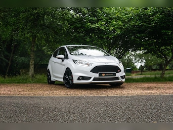 Used Ford Fiesta 2017 for sale - 79520583: Photo