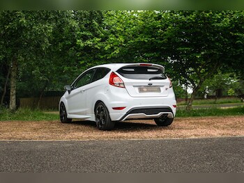 Used Ford Fiesta 2017 for sale - 79520583: Photo