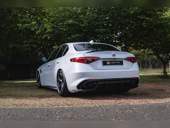 Used Alfa Romeo Giulia 2017 for sale - 79681077: Photo