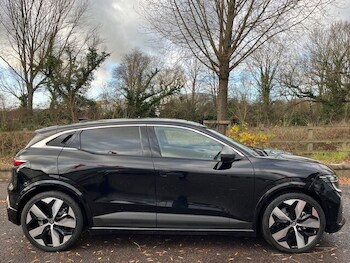 Used Renault Megane E Tech 2023 for sale - 75355318: Photo
