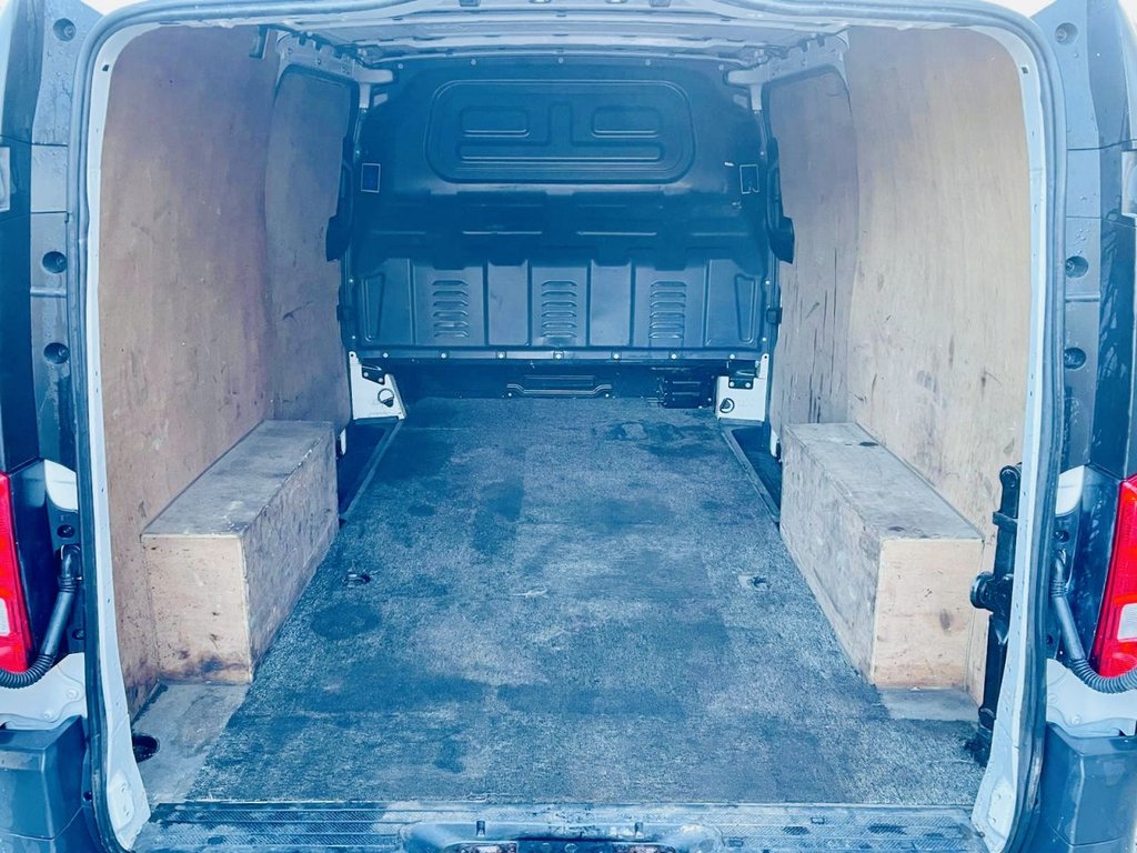 Used Mercedes-Benz Vito 2016 for sale - 76970037: Photo 17