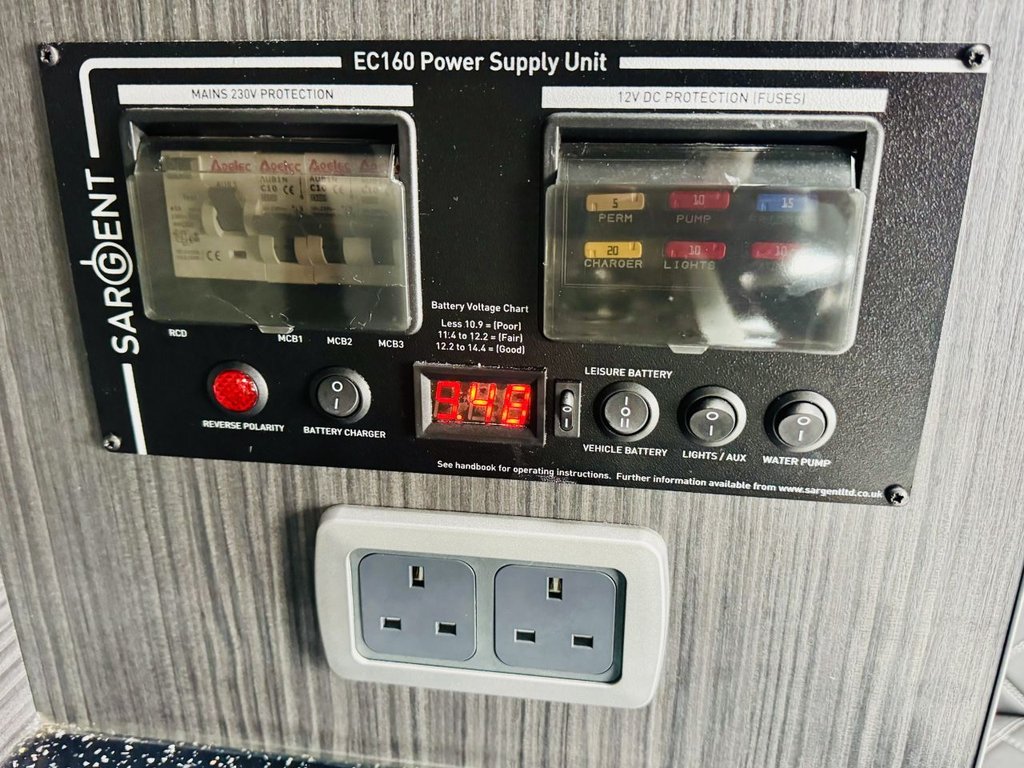 Used Renault Trafic 2010 for sale - 78134302: Photo 36