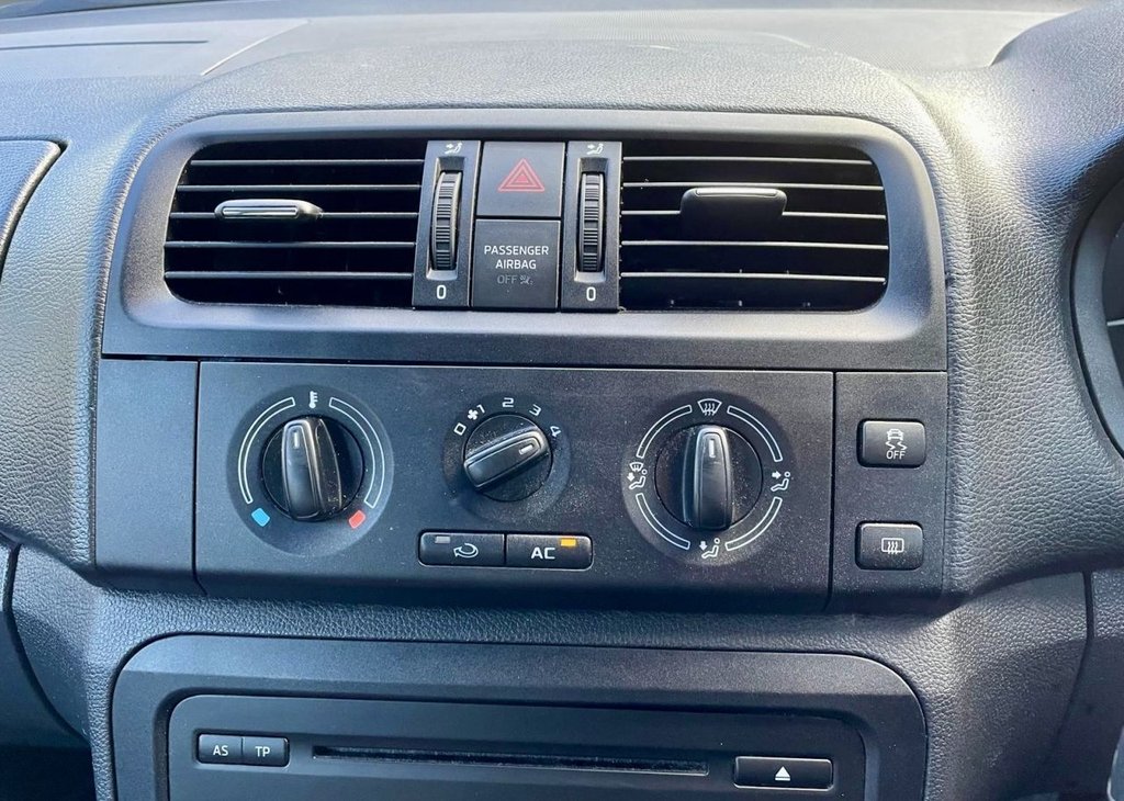 Used Skoda Fabia 2014 for sale - 77241738: Photo 18