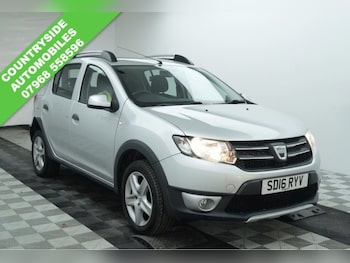 Used Dacia Sandero Stepway 2016 for sale - 77356730: Photo