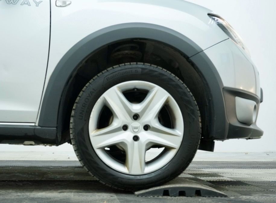 Used Dacia Sandero Stepway 2016 for sale - 77356730: Photo 34