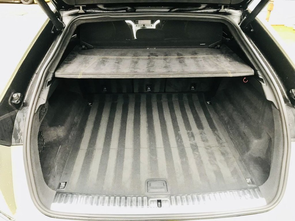 Used Lamborghini Urus 2020 for sale - 77806597: Photo 25