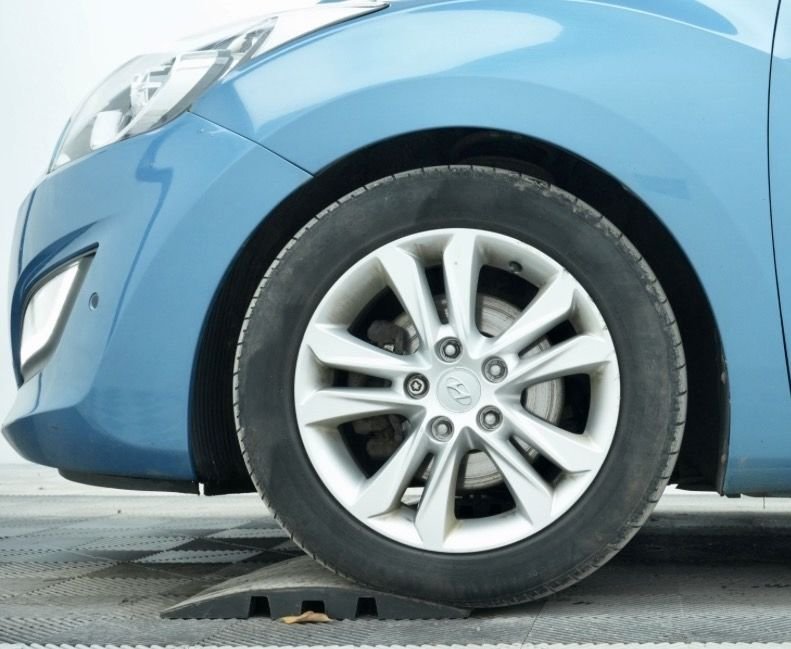 Used Hyundai i30 2014 for sale - 77534505: Photo 9