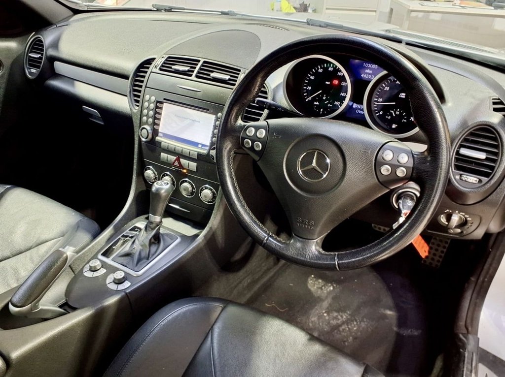 Used Mercedes-Benz SLK 2006 for sale - 77588318: Photo 11