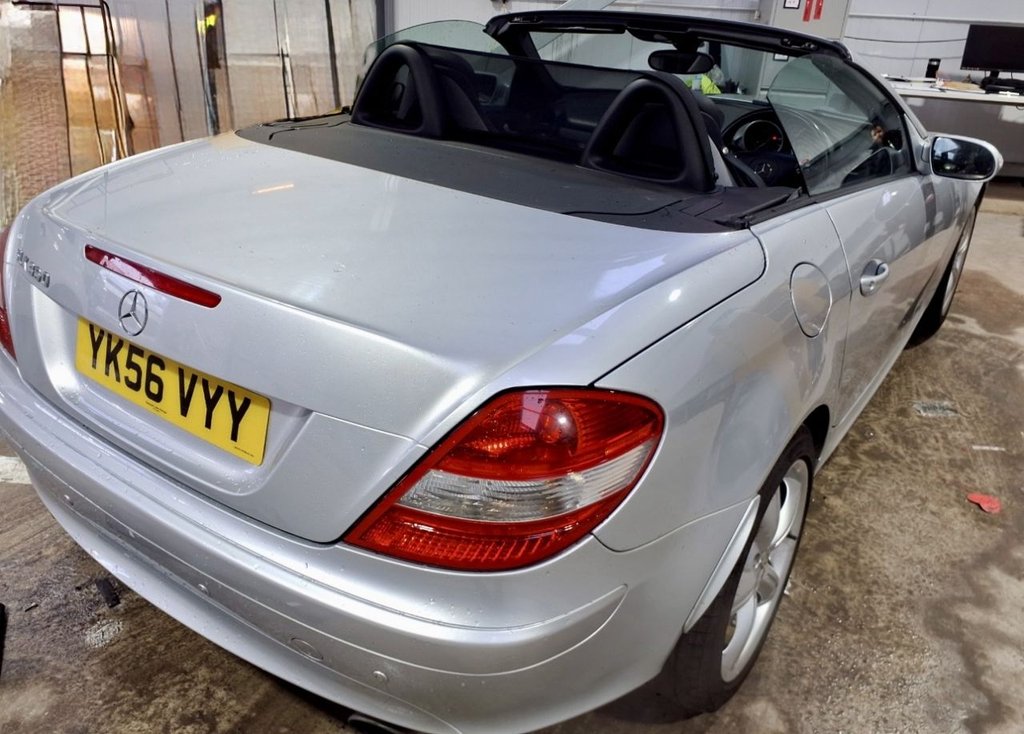 Used Mercedes-Benz SLK 2006 for sale - 77588318: Photo 7