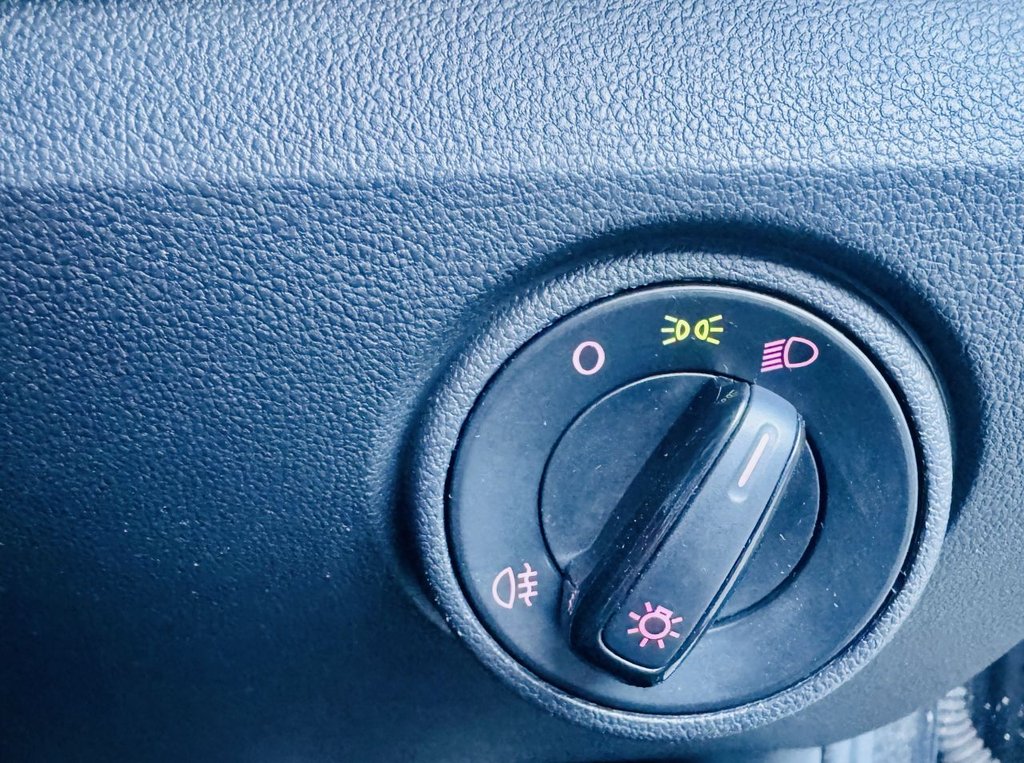 Used Volkswagen up! 2016 for sale - 76970045: Photo 16