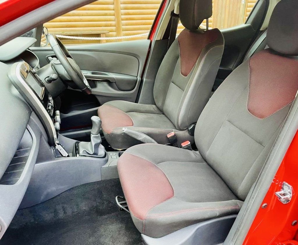 Used Renault Clio 2016 for sale - 76945648: Photo 18