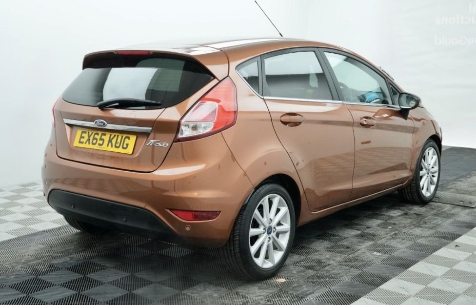 Used Ford Fiesta 2015 for sale - 77660144: Photo 4