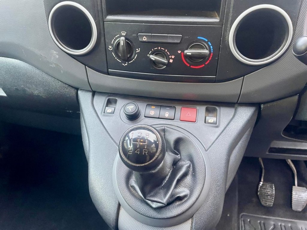 Used Peugeot Partner 2014 for sale - 77256123: Photo 12