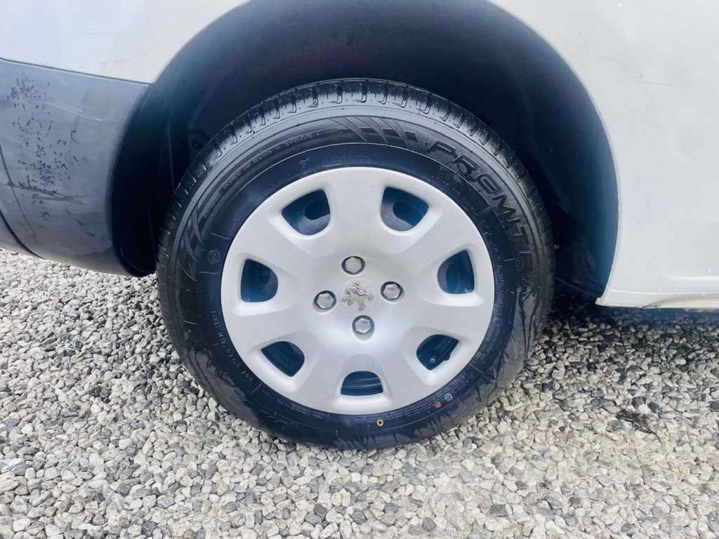 Used Peugeot Partner 2014 for sale - 77256123: Photo 17