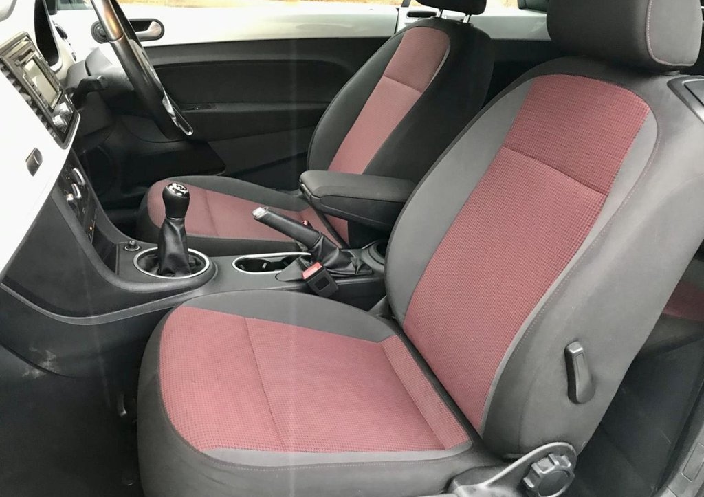 Used Volkswagen Beetle 2014 for sale - 77520797: Photo 23