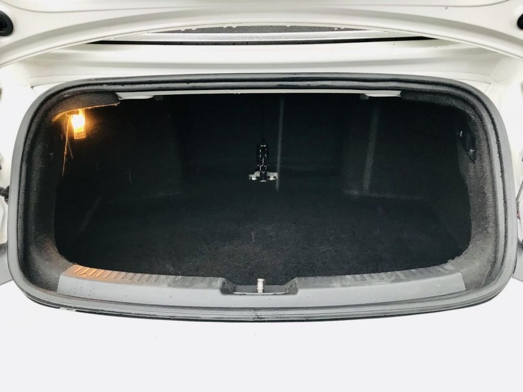 Used Volkswagen Beetle 2014 for sale - 77520797: Photo 34