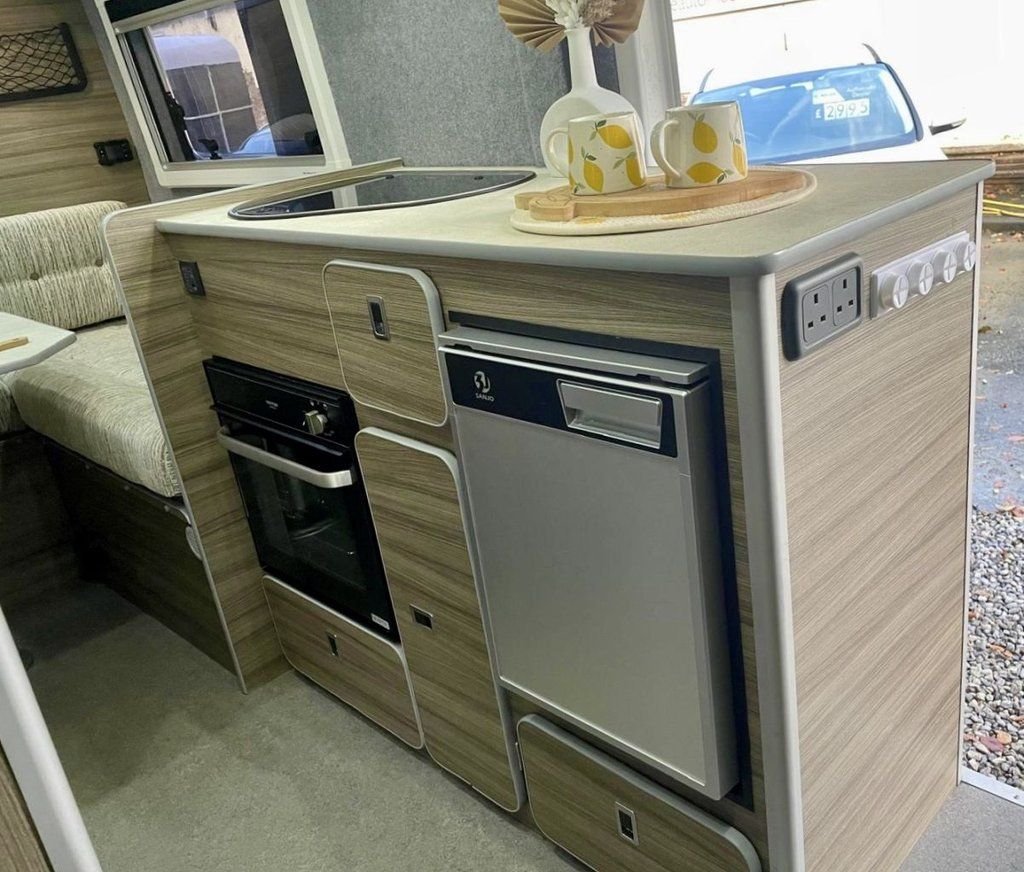 Used Citroen Relay 2018 for sale - 76945652: Photo 17