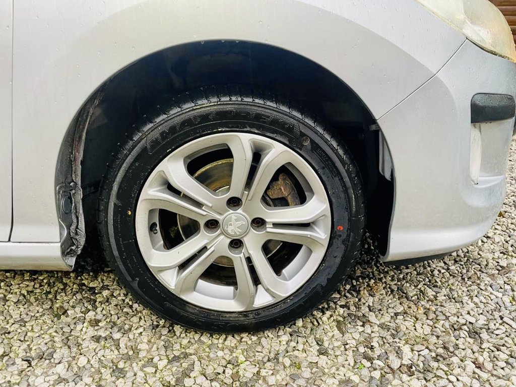 Used Peugeot 308 2010 for sale - 77407631: Photo 25