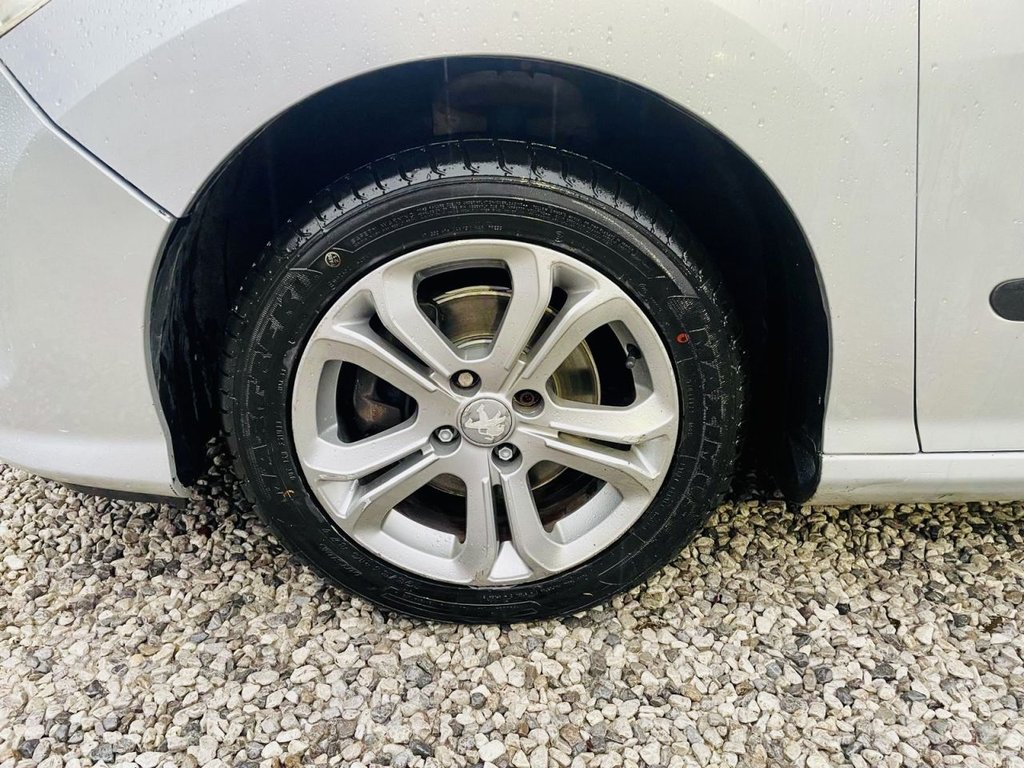 Used Peugeot 308 2010 for sale - 77407631: Photo 28