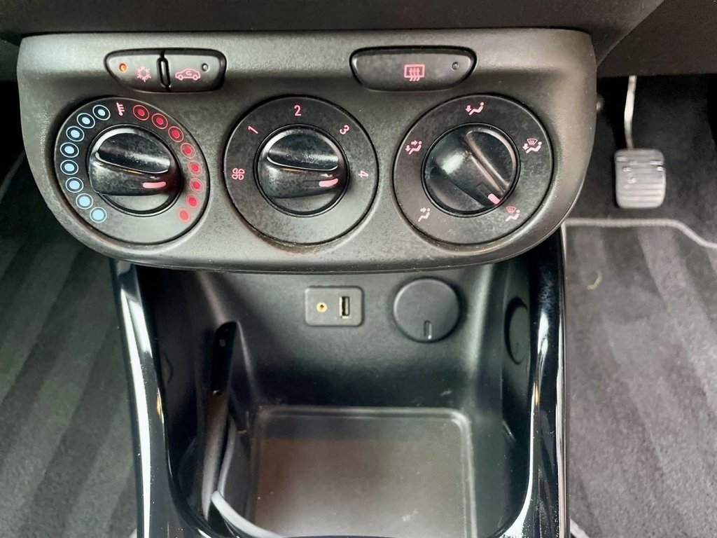 Used Vauxhall ADAM 2015 for sale - 76970047: Photo 17