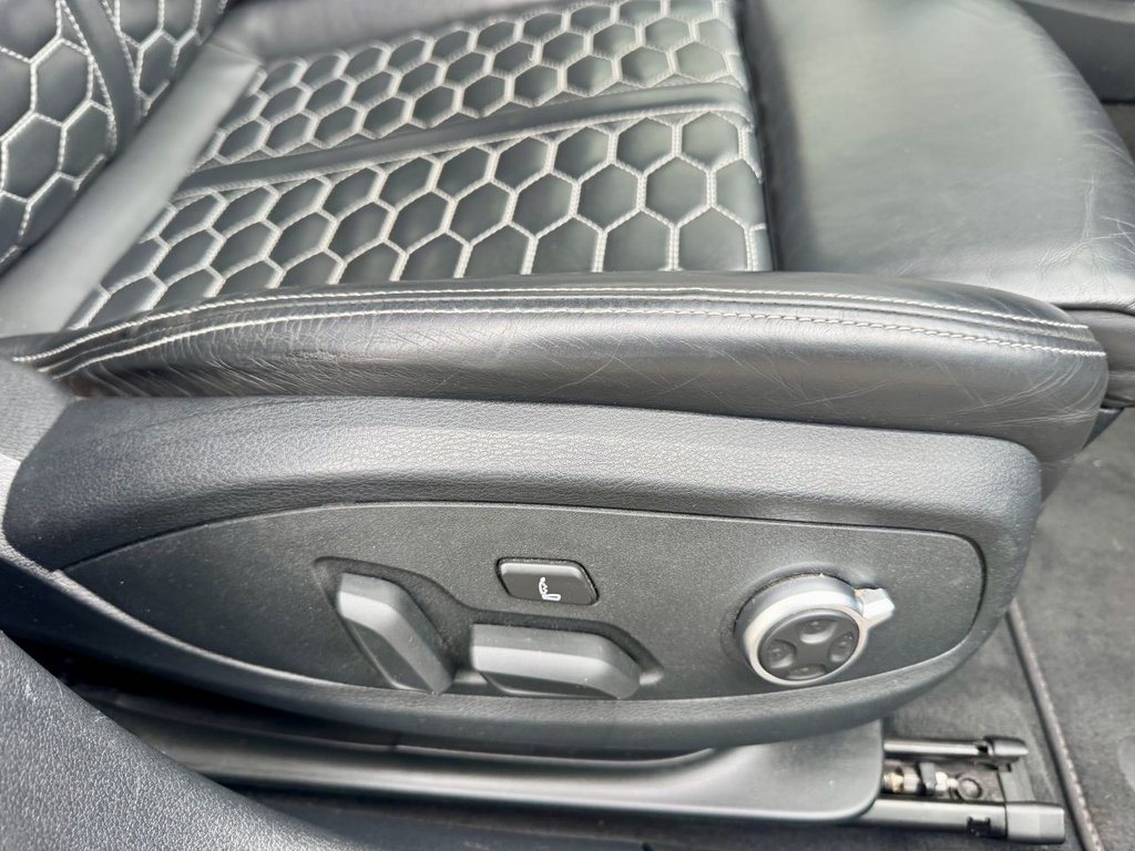 Used Audi RS4 2021 for sale - 76970039: Photo 31