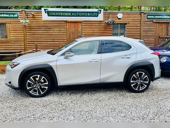 Used Lexus UX 2019 for sale - 78672541: Photo