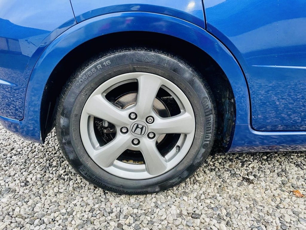 Used Honda Civic 2010 for sale - 77288493: Photo 24