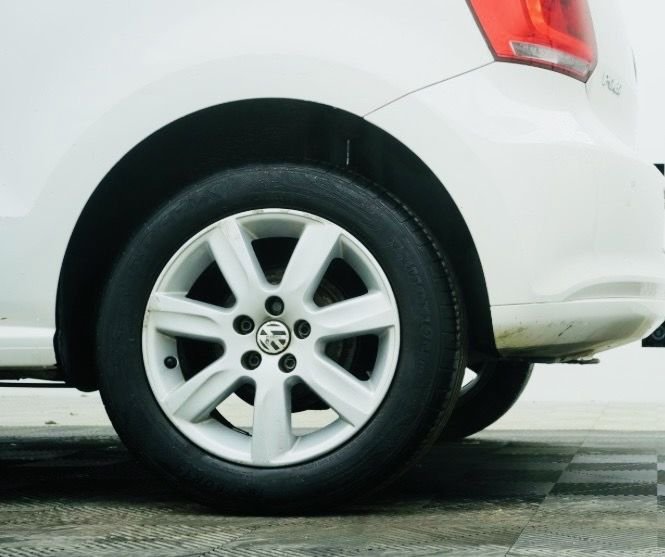 Used Volkswagen Polo 2011 for sale - 77667143: Photo 9