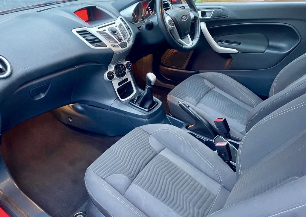 Used Ford Fiesta 2012 for sale - 76970038: Photo 14