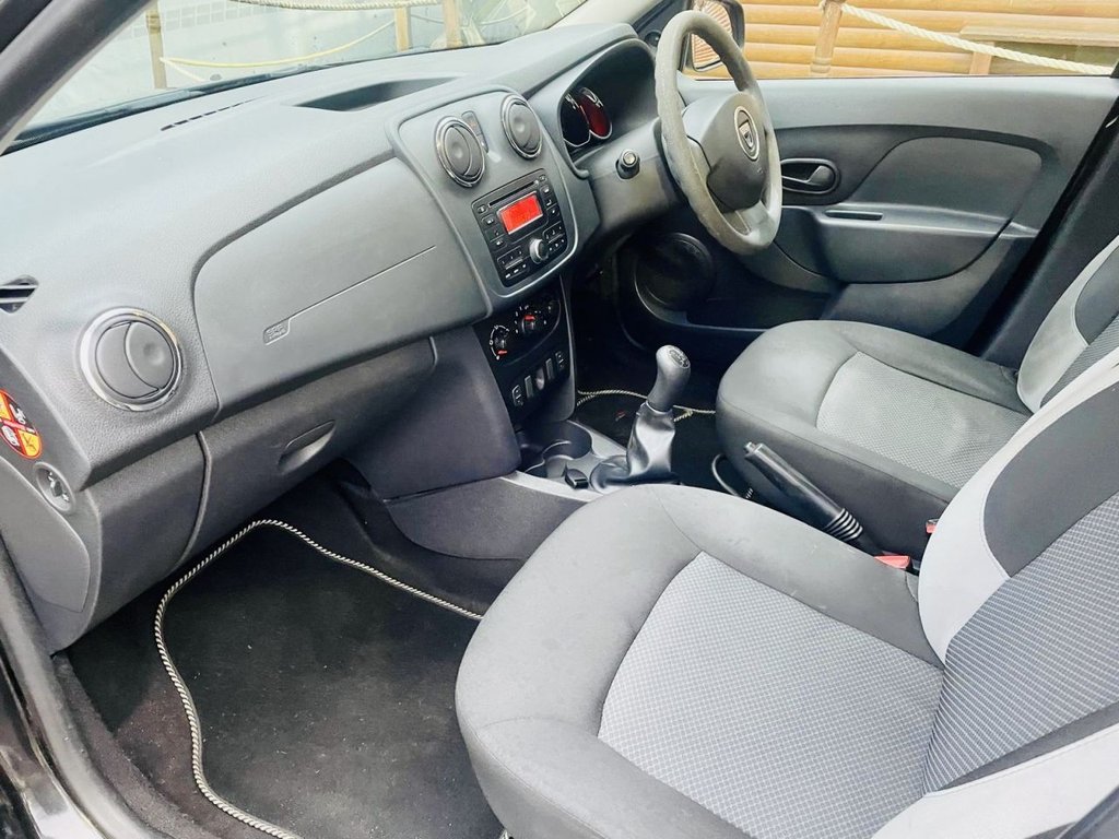 Used Dacia Sandero 2015 for sale - 76970033: Photo 10