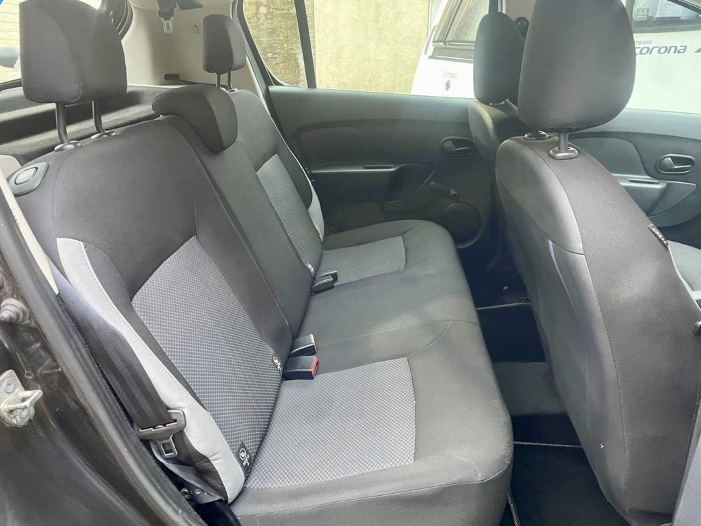 Used Dacia Sandero 2015 for sale - 76970033: Photo 13