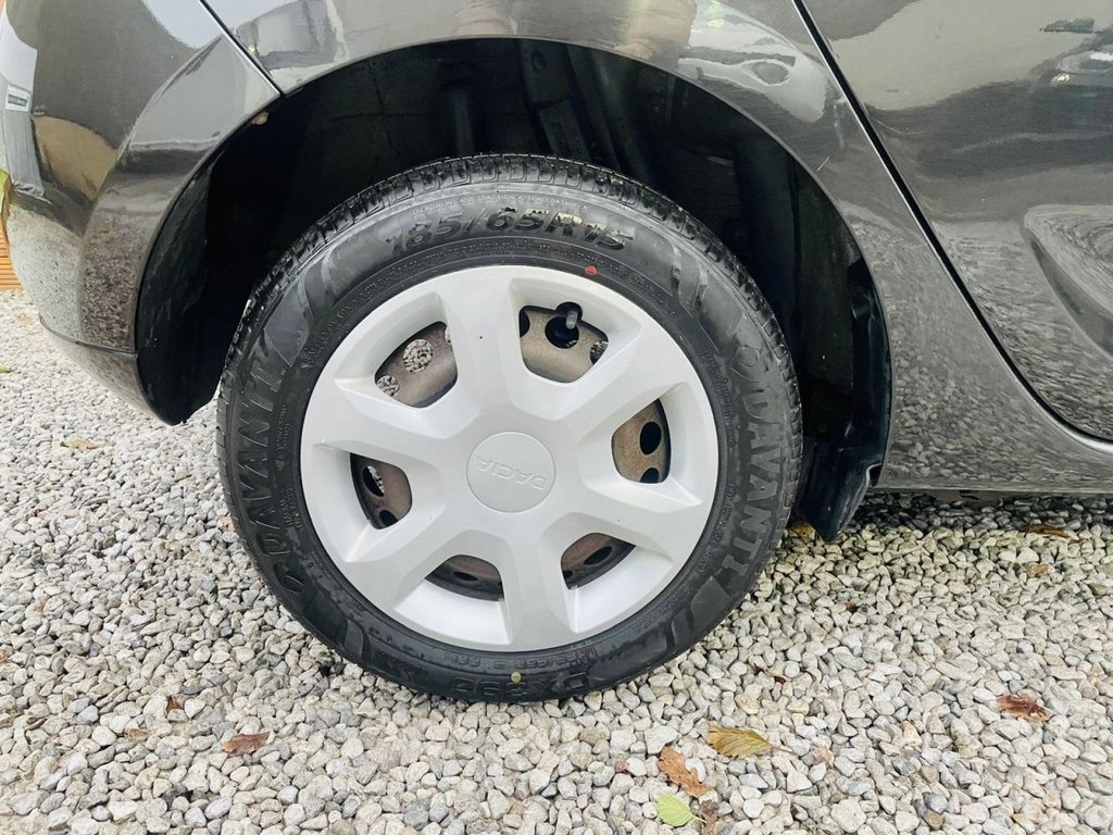 Used Dacia Sandero 2015 for sale - 76970033: Photo 24