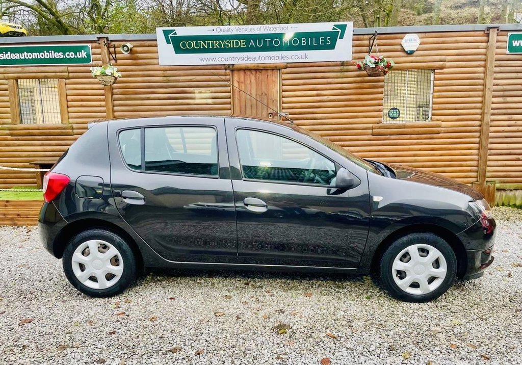 Used Dacia Sandero 2015 for sale - 76970033: Photo 8