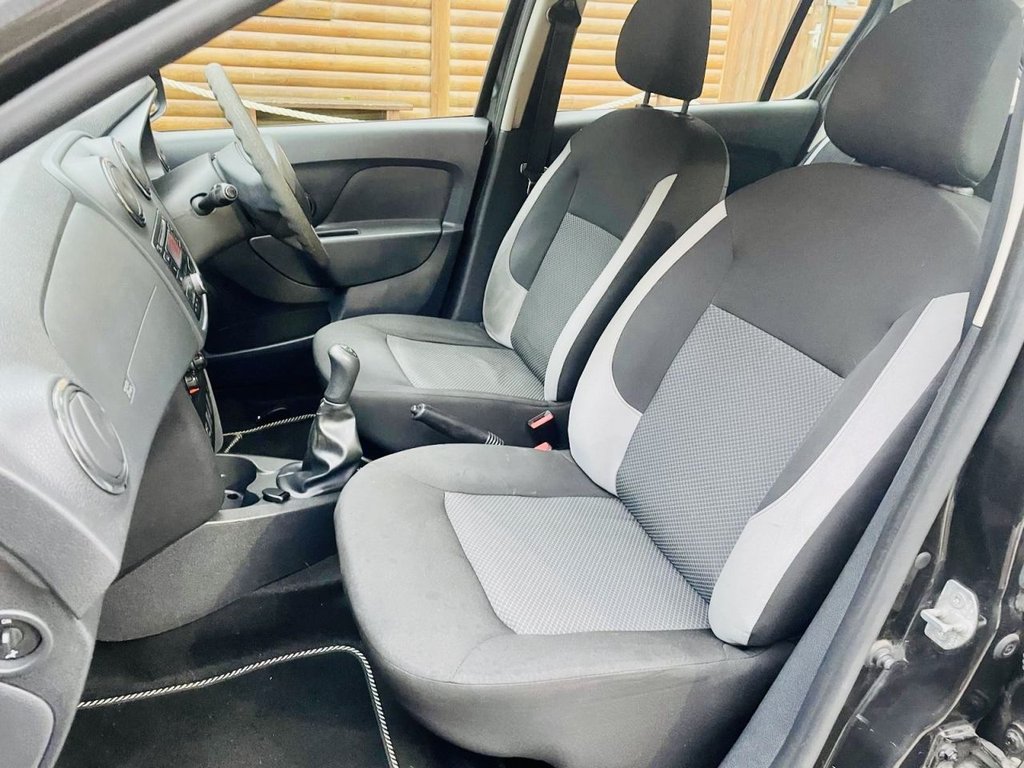 Used Dacia Sandero 2015 for sale - 76970033: Photo 9