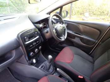 Used Renault Clio 2015 for sale - 74991782: Photo