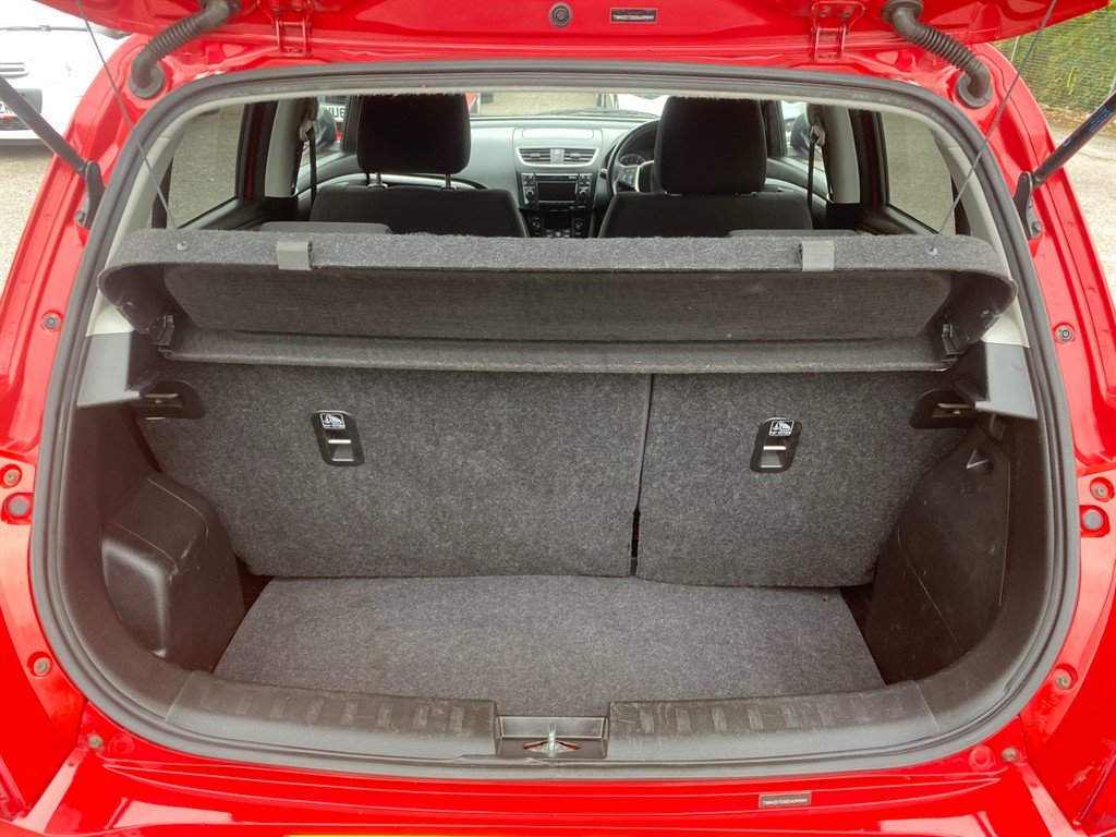 Used Suzuki Swift 2015 for sale - 76302543: Photo 6