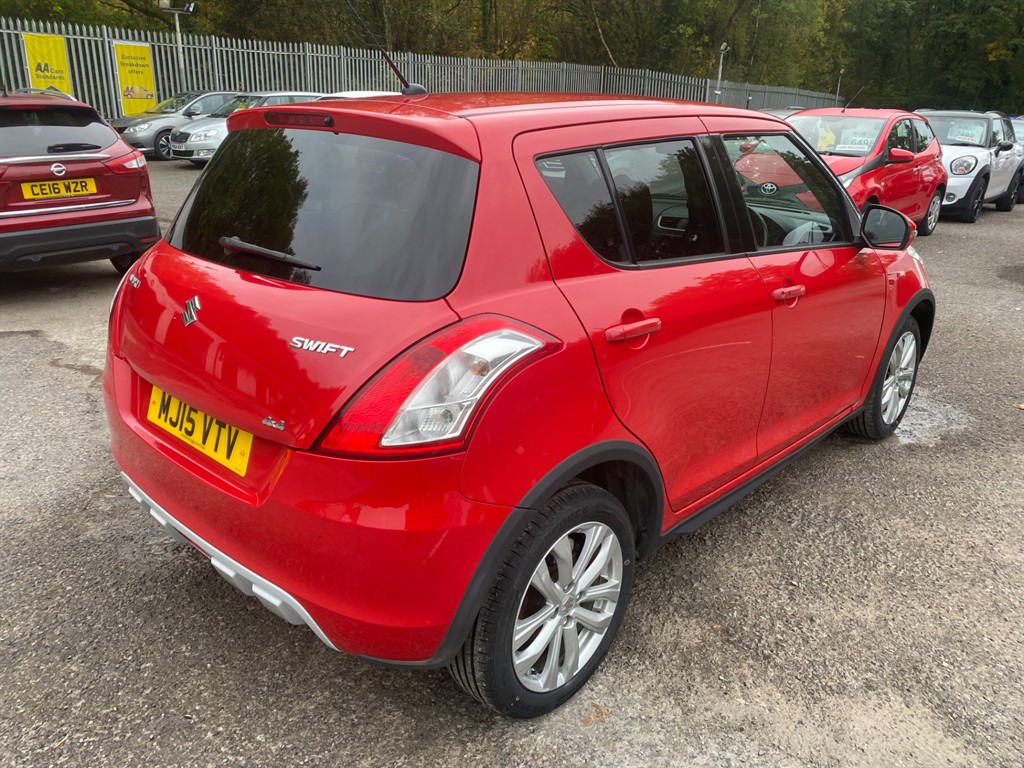 Used Suzuki Swift 2015 for sale - 76302543: Photo 7