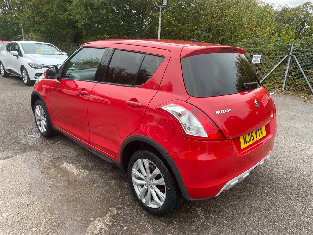 Used Suzuki Swift 2015 for sale - 76302543: Photo 9
