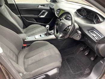 Used Peugeot 308 2015 for sale - 78568744: Photo