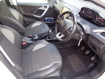 Used Peugeot 2008 2018 for sale - 75572158: Photo