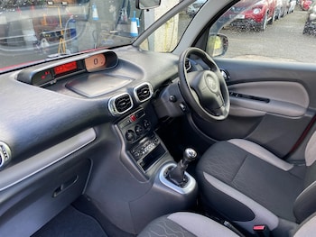 Used Citroen C3 Picasso 2013 for sale - 75984975: Photo