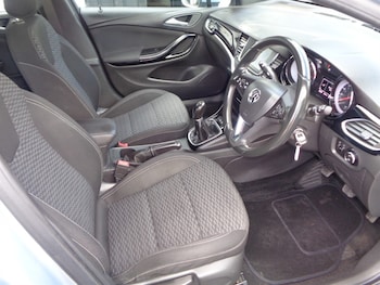 Used Vauxhall Astra 2016 for sale - 75641385: Photo