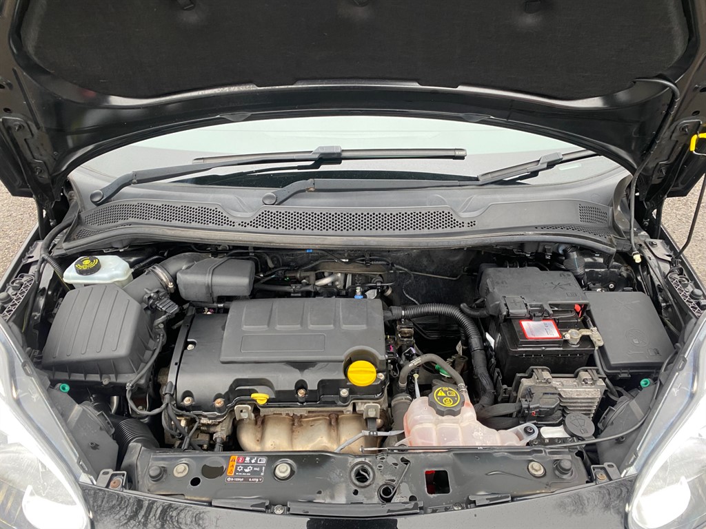 Used Vauxhall ADAM 2018 for sale - 77450091: Photo 11