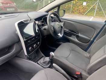 Used Renault Clio 2014 for sale - 76117206: Photo