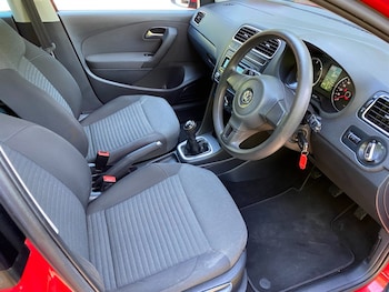 Used Volkswagen Polo 2013 for sale - 77653369: Photo