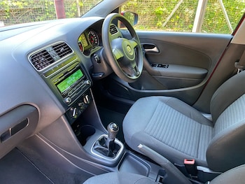 Used Volkswagen Polo 2013 for sale - 77653369: Photo