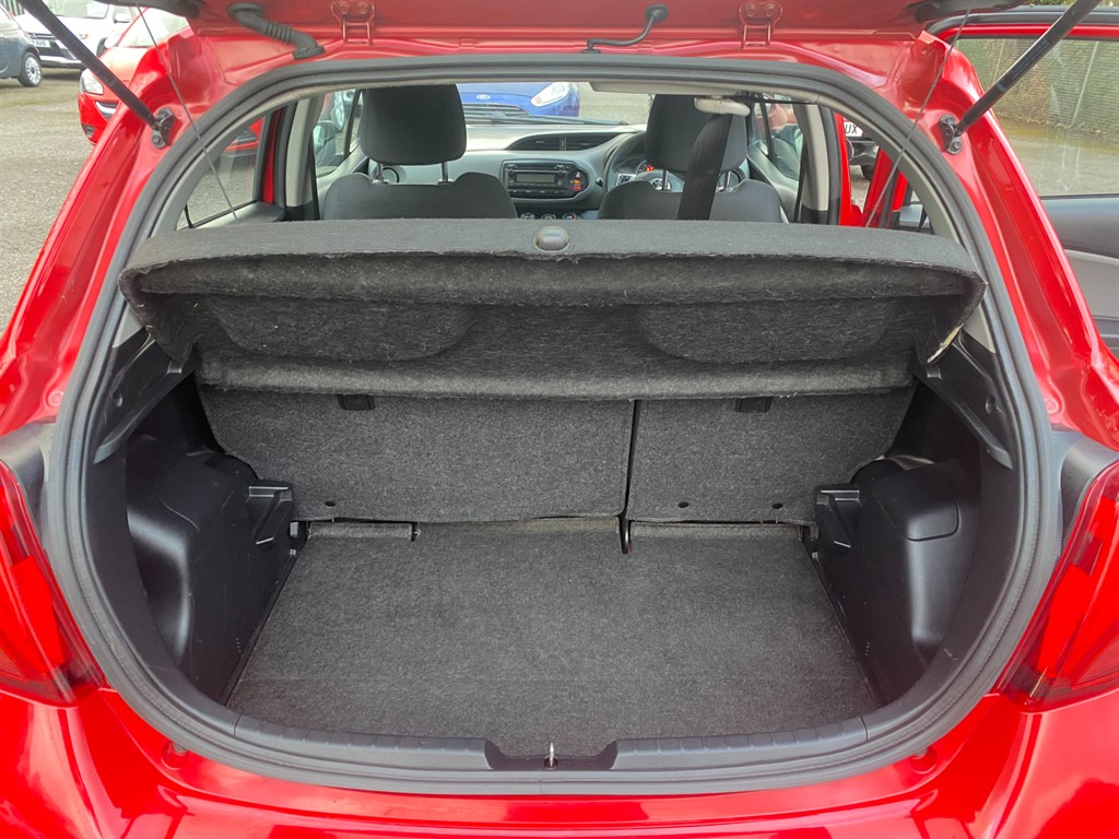 Used Toyota Yaris 2015 for sale - 77170779: Photo 6